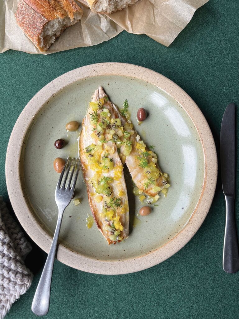 Trevaly with Kiwifruit